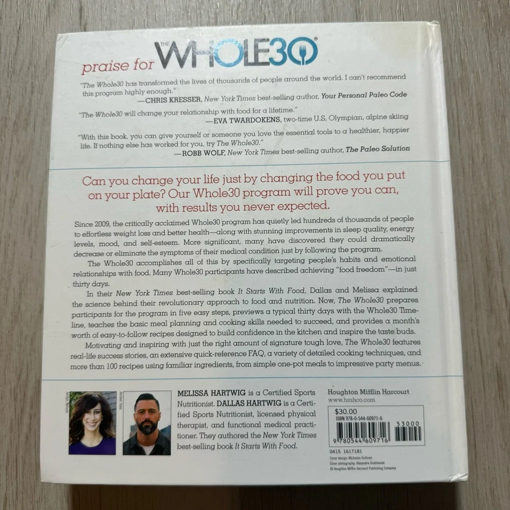 Whole 30 Cook Book The‎ 30 Day Guide to Total Health and Food Freedom